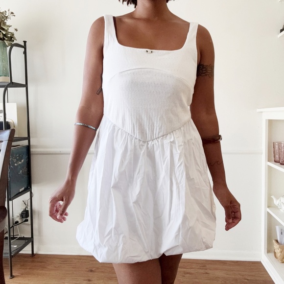 white bubble mini dress - Picture 1 of 5
